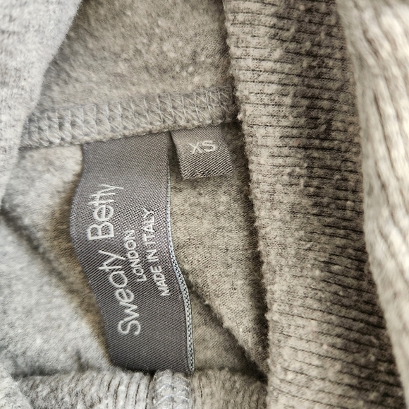 *Sweaty Betty ❤️ Escape Luxe Cropped Gray Hoody, Rose Gold Details XS - Picture 5 of 12